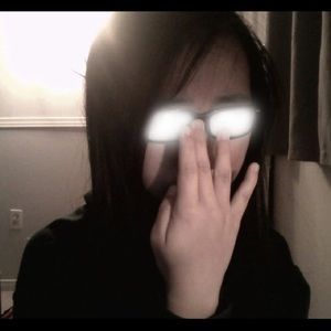 Meet your Posher, Dakota